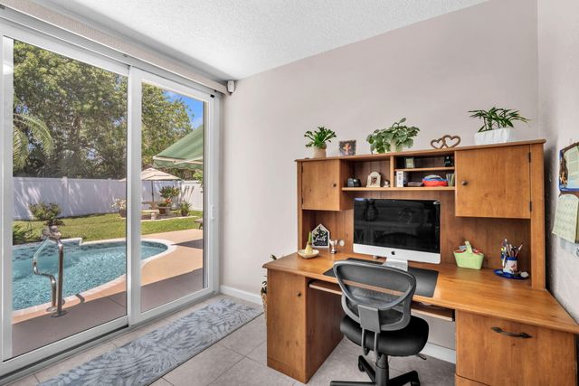 9341 SW 1st Place, Boca Raton, FL 33428