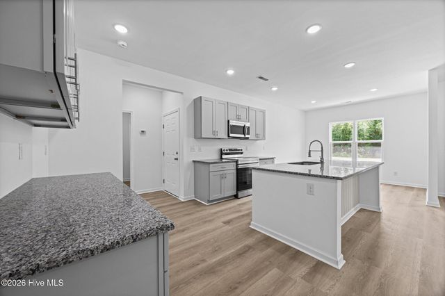 2636 Fountaintown Road, Chinquapin, NC 28521