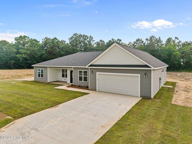 2636 Fountaintown Road, Chinquapin, NC 28521