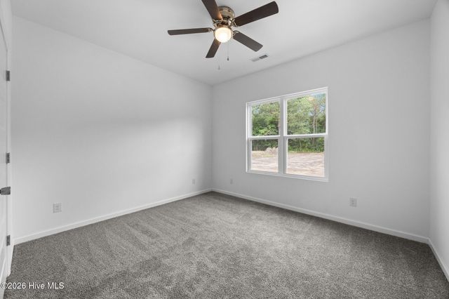 2636 Fountaintown Road, Chinquapin, NC 28521