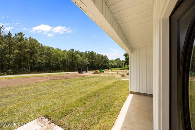 2636 Fountaintown Road, Chinquapin, NC 28521