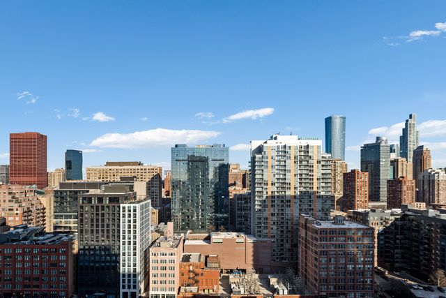 701 S Wells Street 2303, Chicago, IL 60607