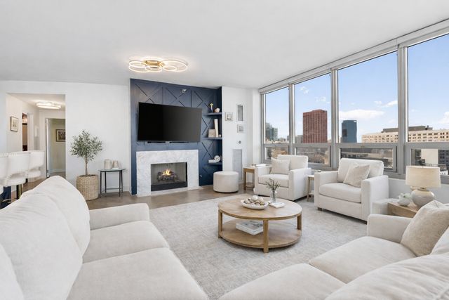 701 S Wells Street 2303, Chicago, IL 60607