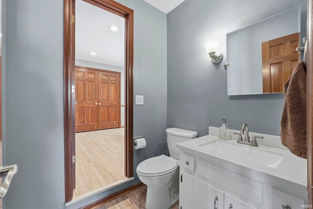 4913 Live Oak Court, Fort Wayne, IN 46804