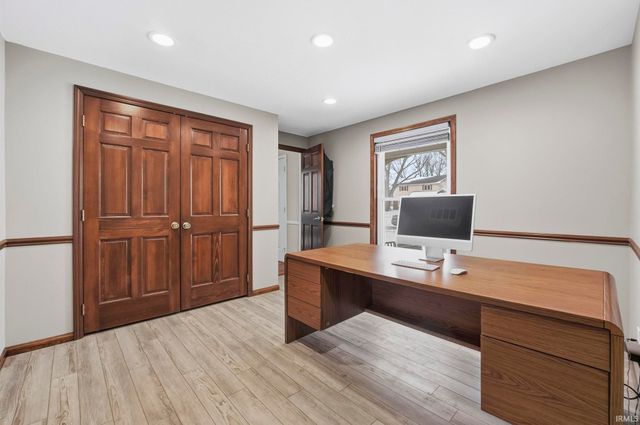 4913 Live Oak Court, Fort Wayne, IN 46804