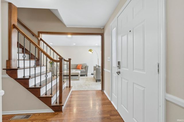 4913 Live Oak Court, Fort Wayne, IN 46804