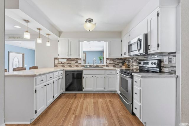 4913 Live Oak Court, Fort Wayne, IN 46804