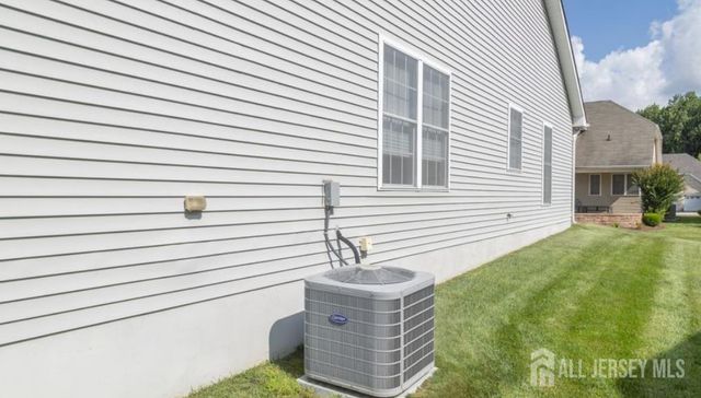 448 Edinburgh Place, Marlboro, NJ 07746