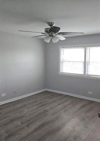 446 N Ardmore Avenue 1B, Villa Park, IL 60181