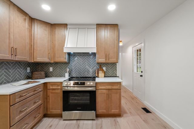 310 Lisa Ln, Gallatin, TN 37066