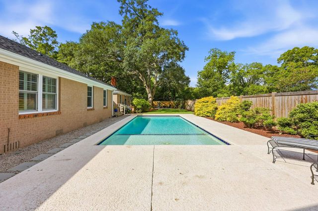 229 East Bay St., Georgetown, SC 29440