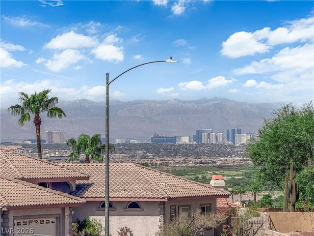 1129 Morning Melody Court, Henderson, NV 89011