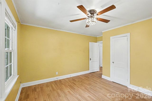 103 S Belvedere Avenue, Gastonia, NC 28054