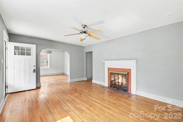 103 S Belvedere Avenue, Gastonia, NC 28054