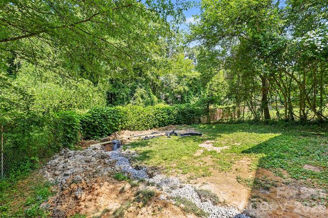 103 S Belvedere Avenue, Gastonia, NC 28054