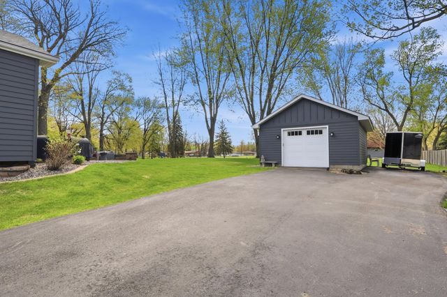 5735 Main Street W, Maple Plain, MN 55359