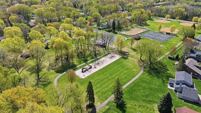 5735 Main Street W, Maple Plain, MN 55359
