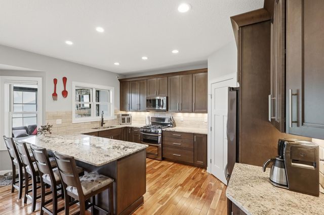 5735 Main Street W, Maple Plain, MN 55359