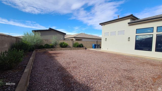 5165 W 1930 S, Hurricane, UT 84737