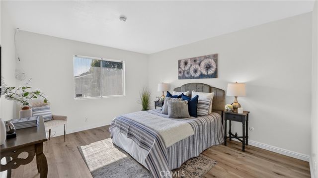 1881 Mitchell 95, Tustin, CA 92780