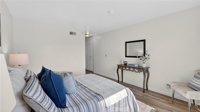 1881 Mitchell 95, Tustin, CA 92780