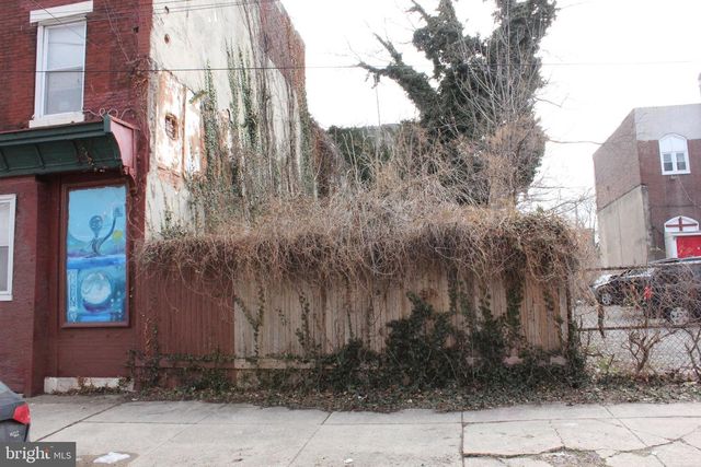 1602 W THOMPSON ST, Philadelphia, PA 19121