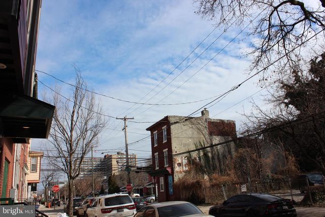 1602 W THOMPSON ST, Philadelphia, PA 19121