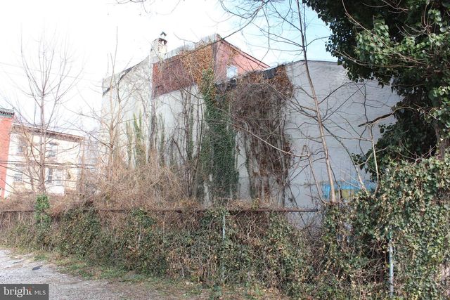 1602 W THOMPSON ST, Philadelphia, PA 19121