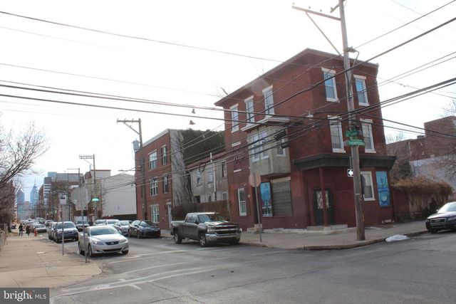 1602 W THOMPSON ST, Philadelphia, PA 19121