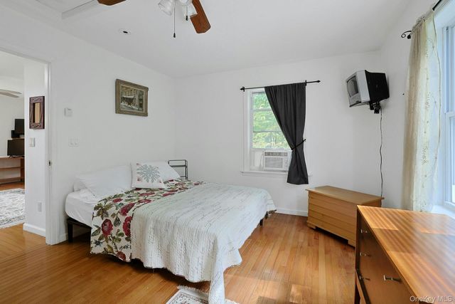 30 N Strawberry Hill Lane N, West Nyack, NY 10994