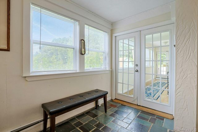 30 N Strawberry Hill Lane N, West Nyack, NY 10994