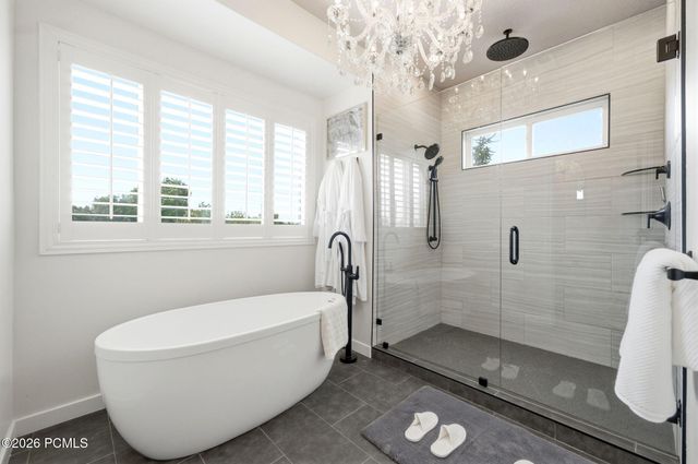 557 E Warm Springs Drive, Kaysville, UT 84037