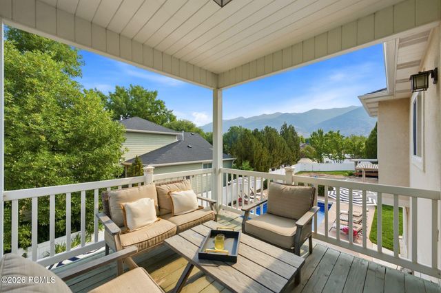 557 E Warm Springs Drive, Kaysville, UT 84037