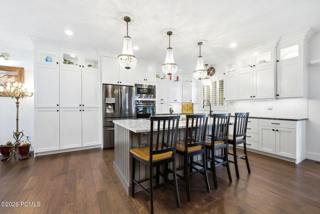 557 E Warm Springs Drive, Kaysville, UT 84037