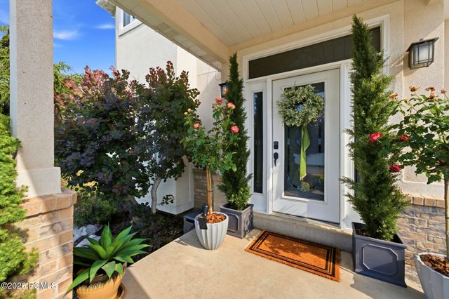 557 E Warm Springs Drive, Kaysville, UT 84037