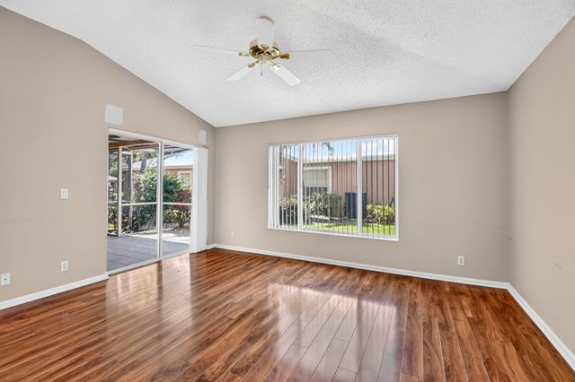 8410 Cargill Point Point, West Palm Beach, FL 33411