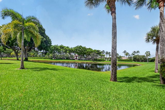 8410 Cargill Point Point, West Palm Beach, FL 33411