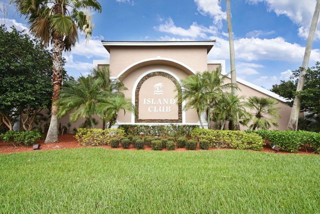 8410 Cargill Point Point, West Palm Beach, FL 33411