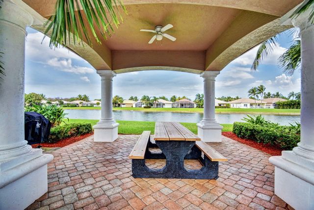 8410 Cargill Point Point, West Palm Beach, FL 33411