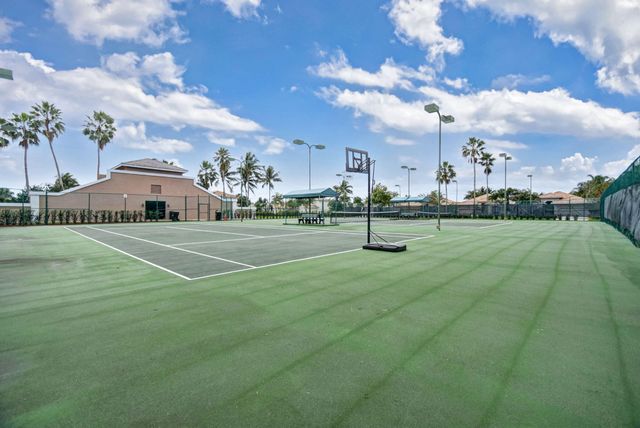 8410 Cargill Point Point, West Palm Beach, FL 33411