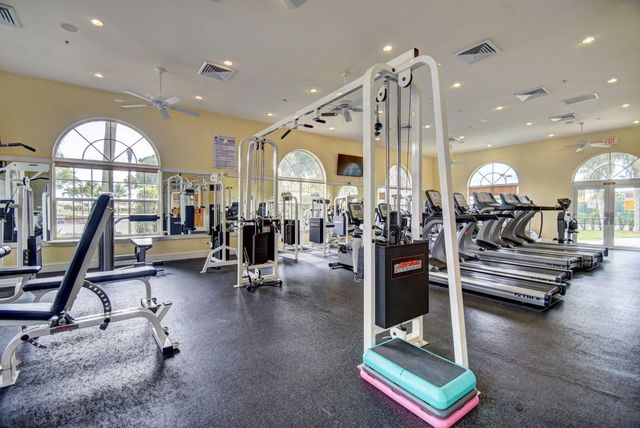 8410 Cargill Point Point, West Palm Beach, FL 33411
