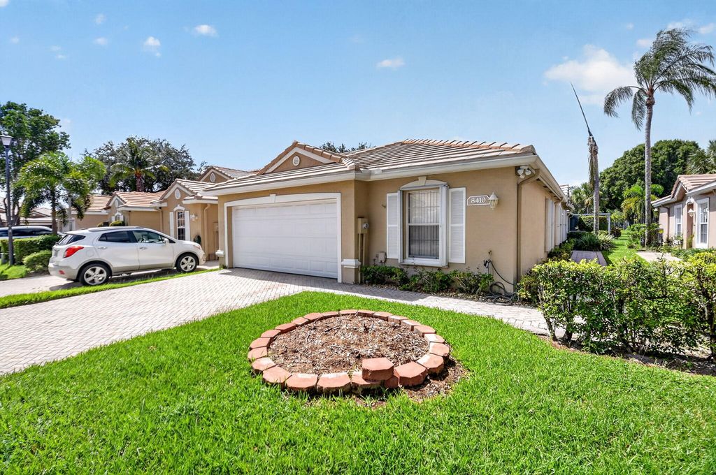 8410 Cargill Point Point, West Palm Beach, FL 33411