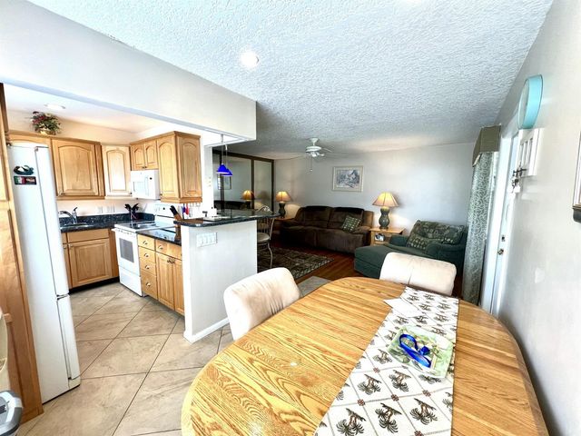 328 Farnham P, Deerfield Beach, FL 33442