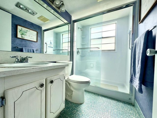 328 Farnham P, Deerfield Beach, FL 33442