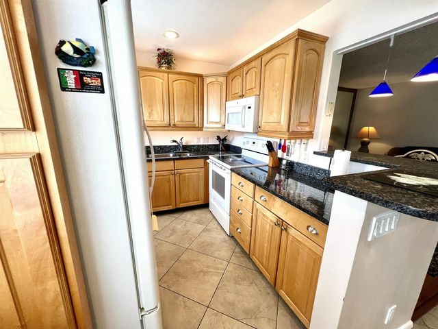 328 Farnham P, Deerfield Beach, FL 33442