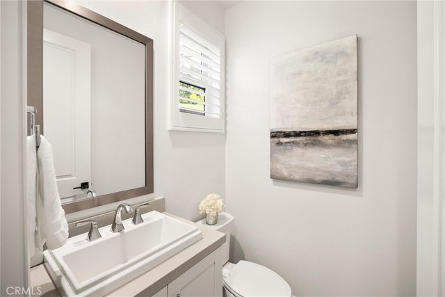 12 Lontano, Lake Forest, CA 92630