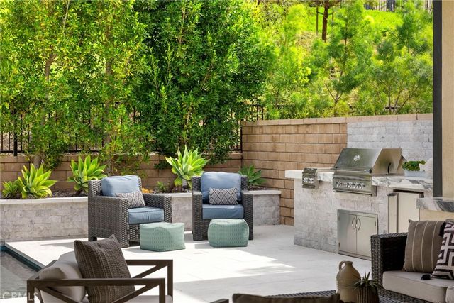 12 Lontano, Lake Forest, CA 92630