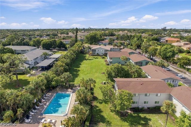 8141 Country RD 105, Fort Myers, FL 33919