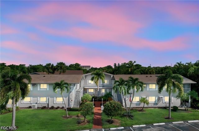 8141 Country RD 105, Fort Myers, FL 33919