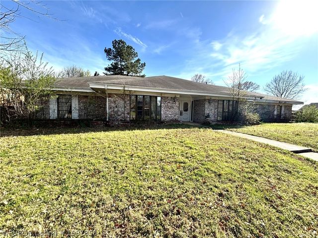 10201 Seven Oaks Road, Fort Smith, AR 72908